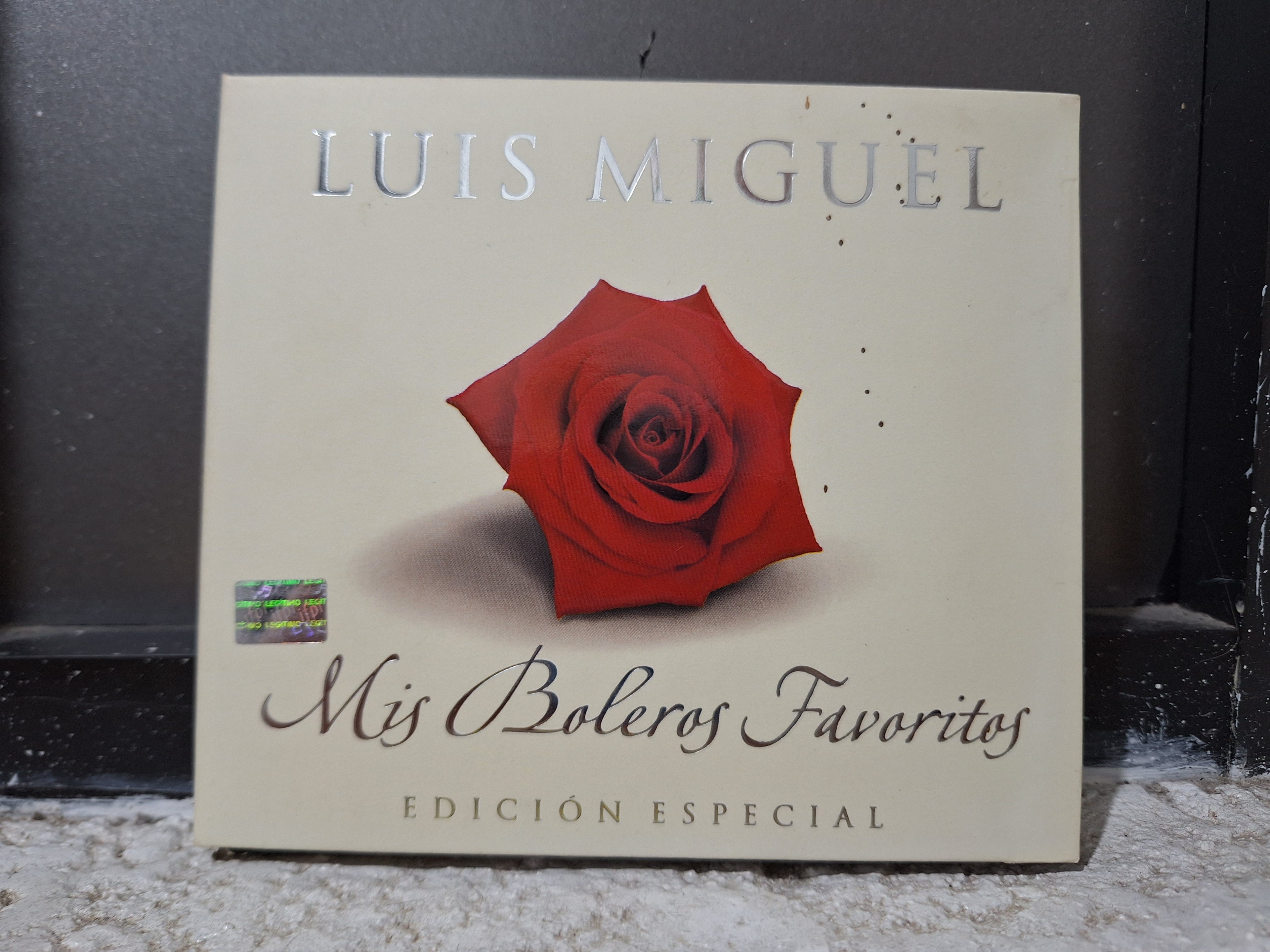 LUIS MIGUEL MIS BOLEROS FAVORITOS CD USADO EN BUEN ESTADO [NACIONAL]
