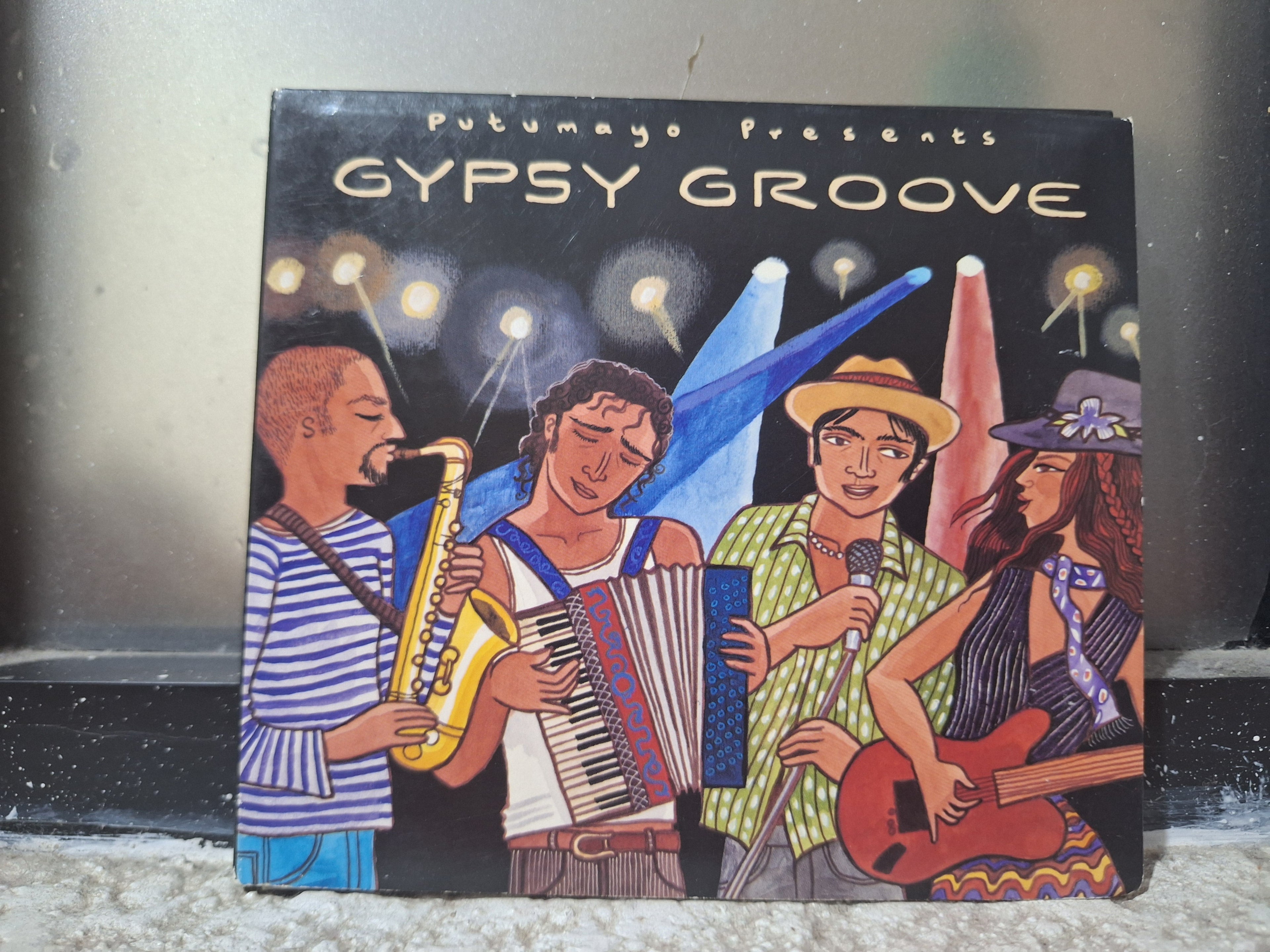 PUTUMAYO PRESENTS GYPSY GROOVE CD USADO EN BUEN ESTADO [NACIONAL]