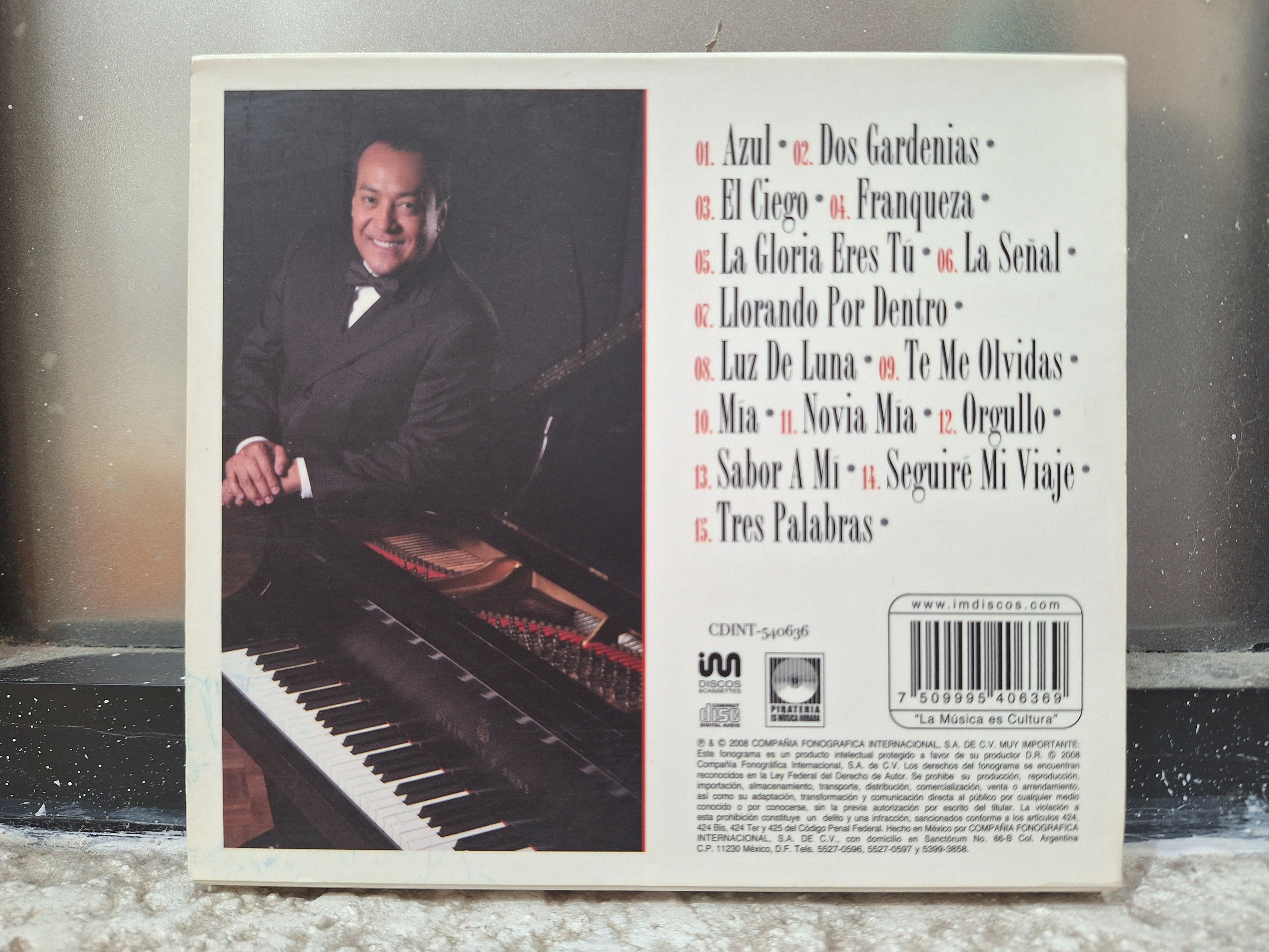 CARLOS CUEVAS ROMANCE EN PIANO CD USADO EN BUEN ESTADO [NACIONAL]