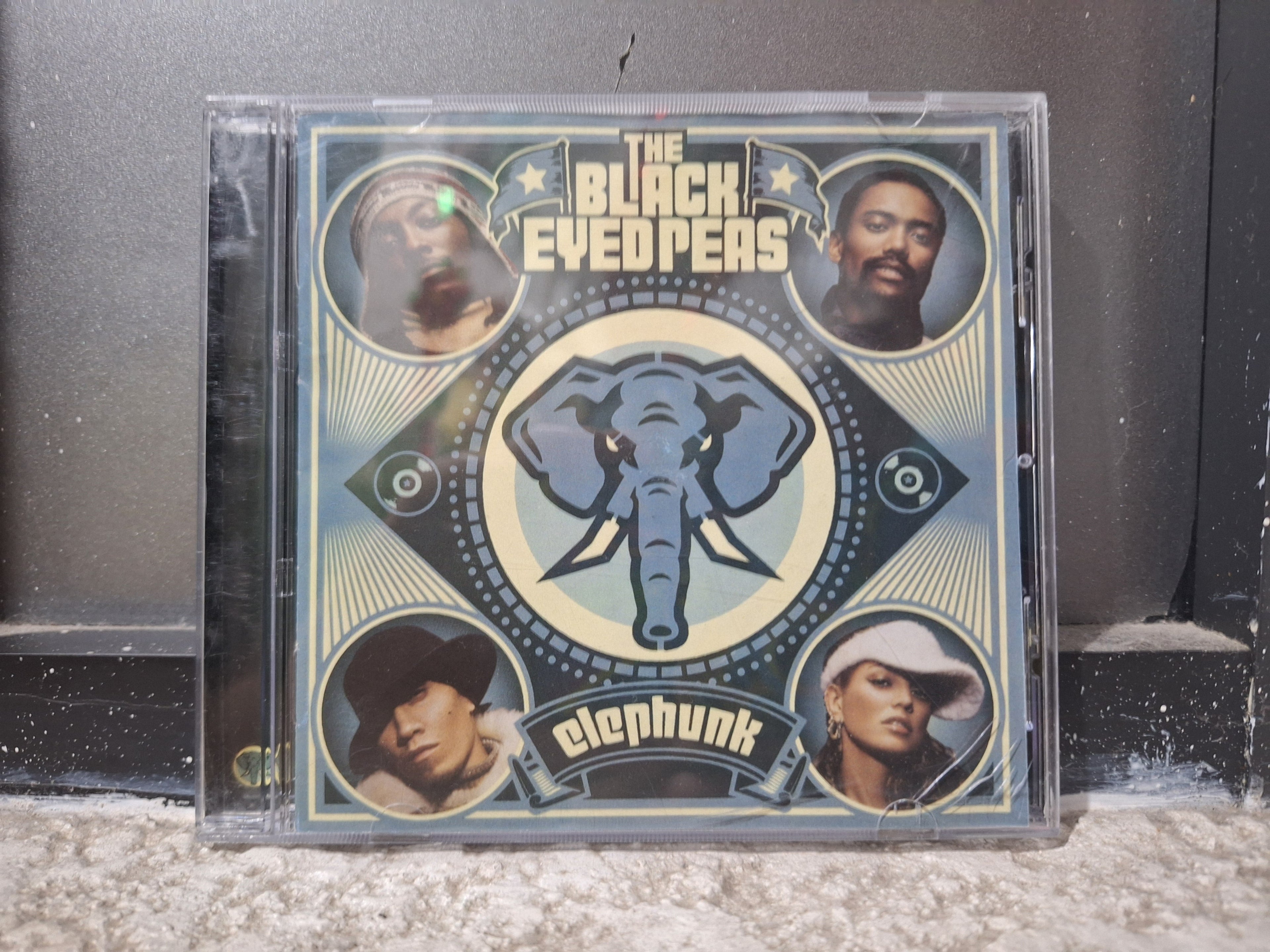 THE BLACK EYED PEAS ELEPHUNK CD USADO EN BUEN ESTADO [NACIONAL]