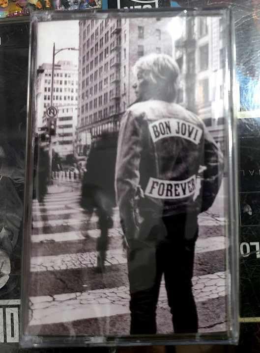 CASET BON JOVI / FOREVER